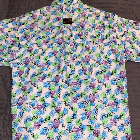 Vintage SURF’S UP Trinidad and Tobago Short-Sleeve - Picture 4 of 7